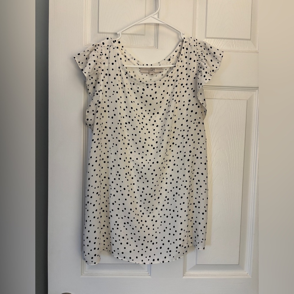 LOFT Black and White Polka Dot Flutter Sleeve Blouse